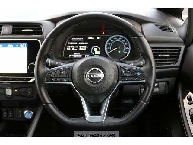 Nissan LEAF 2023-08 8366629-17