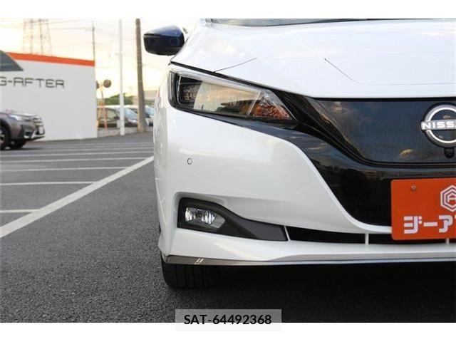 Nissan LEAF 2023-08 8366629-24