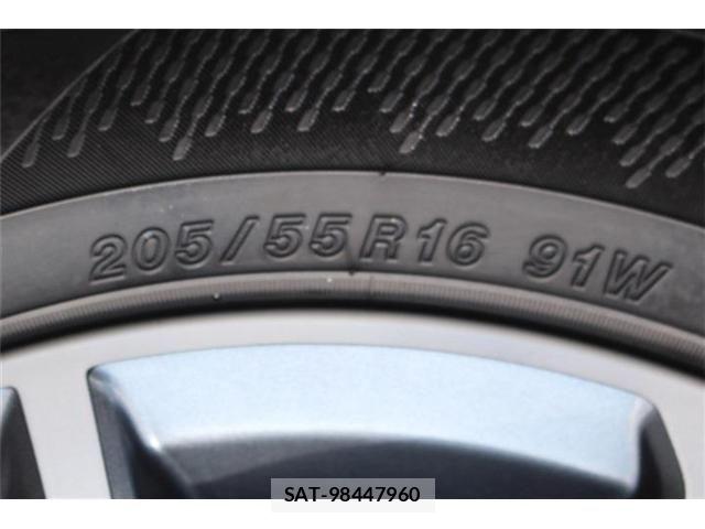 Nissan LEAF 2021-02 8366634-11