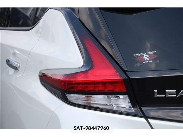 Nissan LEAF 2021-02 8366634-14