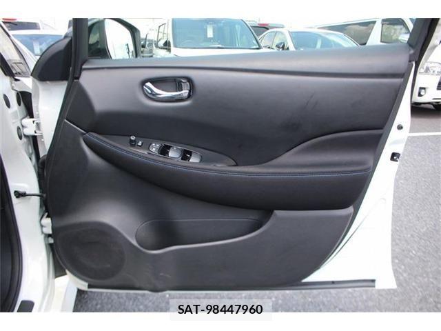Nissan LEAF 2021-02 8366634-17
