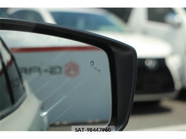 Nissan LEAF 2021-02 8366634-26