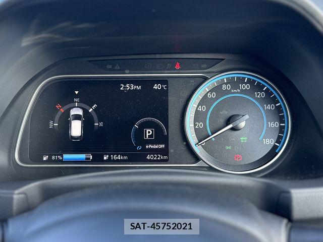Nissan LEAF 2024-11 8366631-10