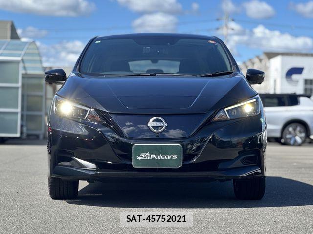 Nissan LEAF 2024-11 8366631-17