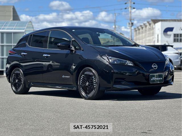 Nissan LEAF 2024-11 8366631-18