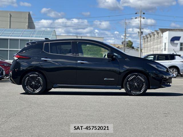 Nissan LEAF 2024-11 8366631-20