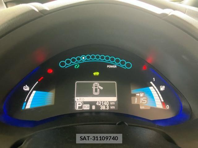 Nissan LEAF 2017-08 8366642-11
