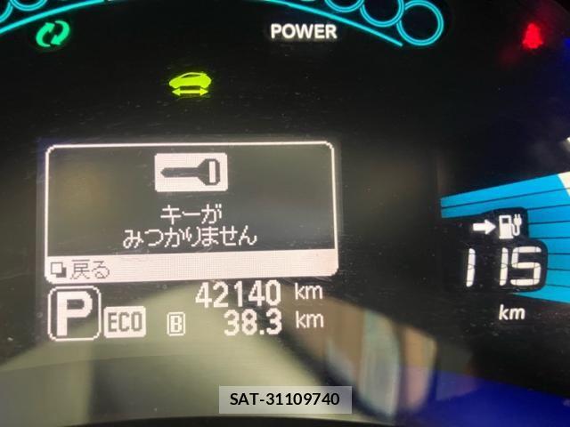 Nissan LEAF 2017-08 8366642-12