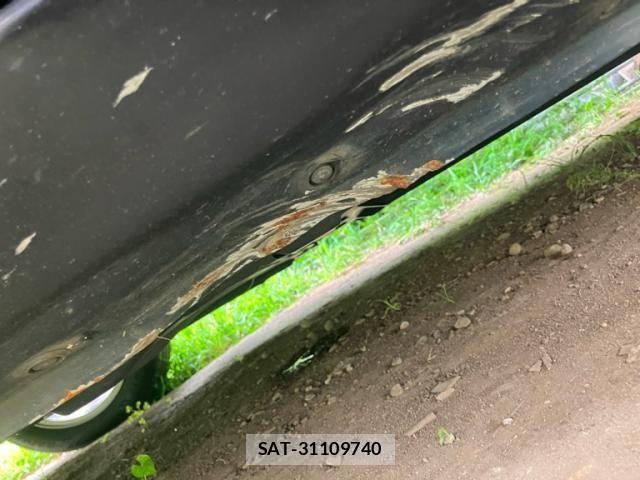 Nissan LEAF 2017-08 8366642-25