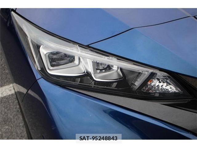 Nissan LEAF 2019-08 8371782-12