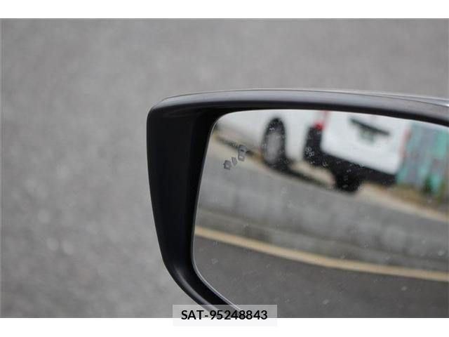 Nissan LEAF 2019-08 8371782-16