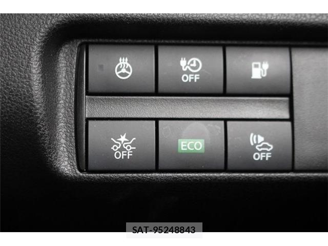 Nissan LEAF 2019-08 8371782-6