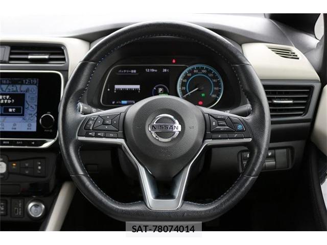 Nissan LEAF 2020-05 8371784-18
