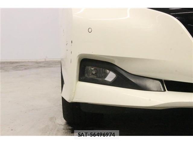 Nissan LEAF 2017-10 8413183-12