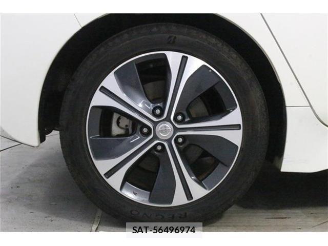 Nissan LEAF 2017-10 8413183-25