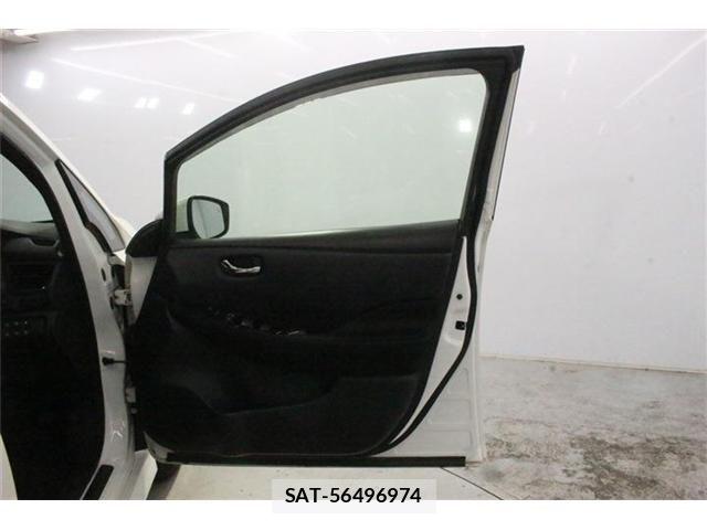 Nissan LEAF 2017-10 8413183-29