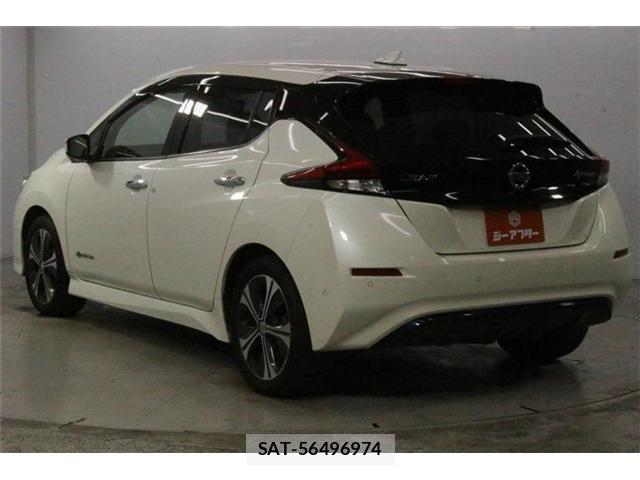 Nissan LEAF 2017-10 8413183-6