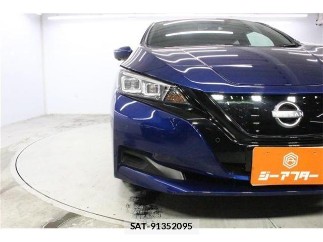 Nissan LEAF 2022-02 8413180-10