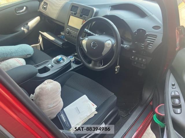 Nissan LEAF 2016-05 8413186-4