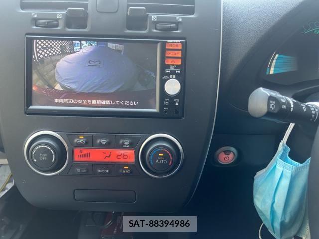 Nissan LEAF 2016-05 8413186-5