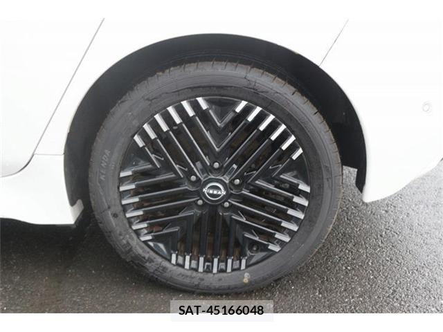 Nissan LEAF 2023-02 8413178-11