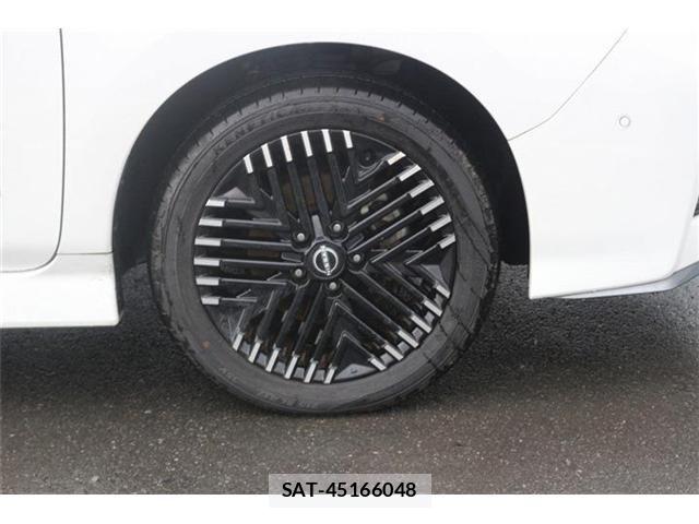Nissan LEAF 2023-02 8413178-8