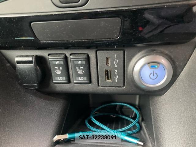 Nissan LEAF 2022-03 8413181-18