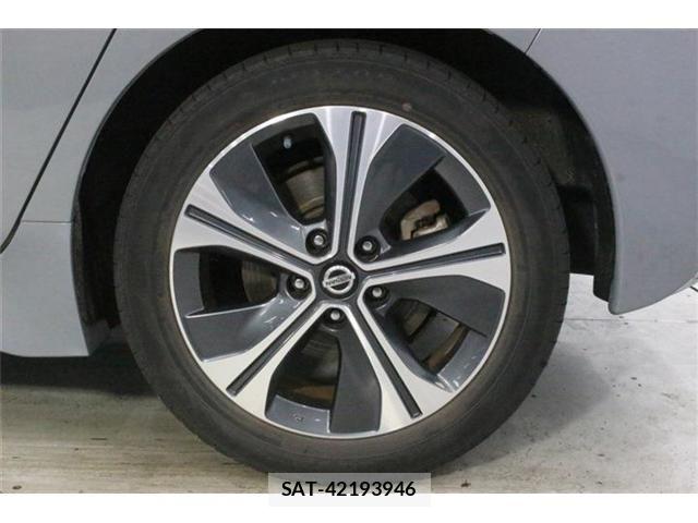 Nissan LEAF 2020-03 8413182-24