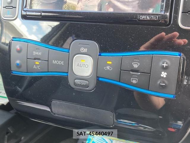 Nissan LEAF 2016-05 8413200-18