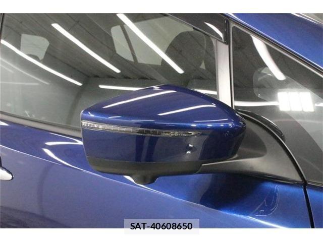 Nissan LEAF 2020-11 8413184-9