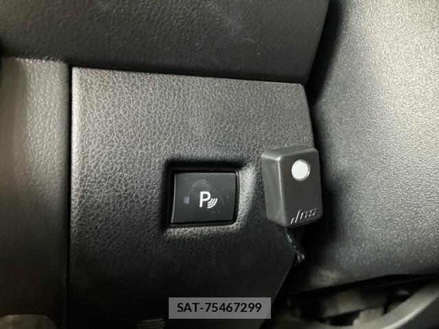 Nissan LEAF 2019-09 8438317-19