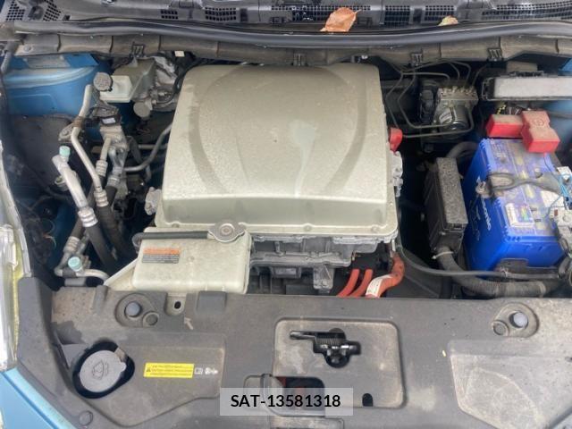 Nissan LEAF 2015-12 8438316-8