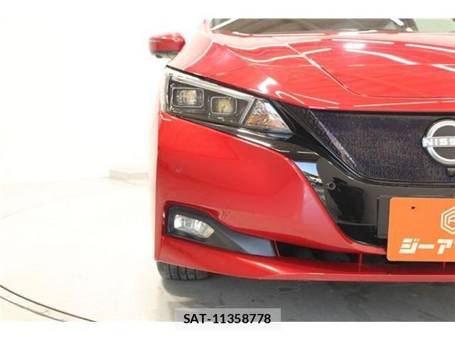 Nissan LEAF 2022-07 8457777-16