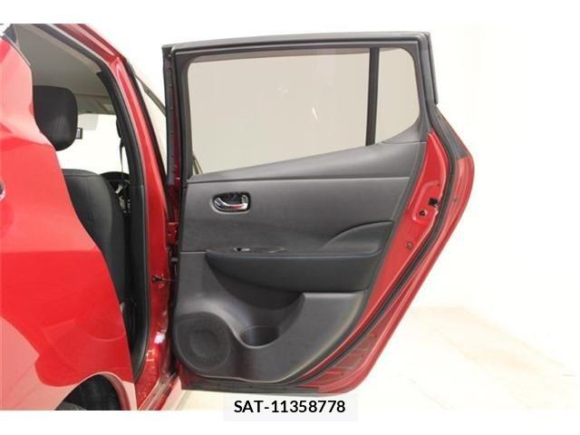 Nissan LEAF 2022-07 8457777-29