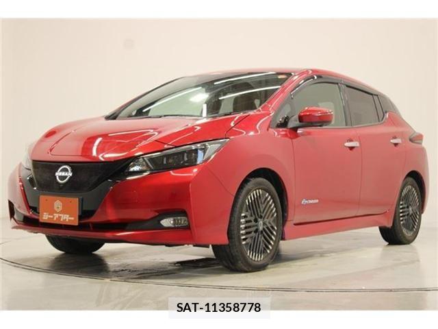 Nissan LEAF 2022-07 8457777-8