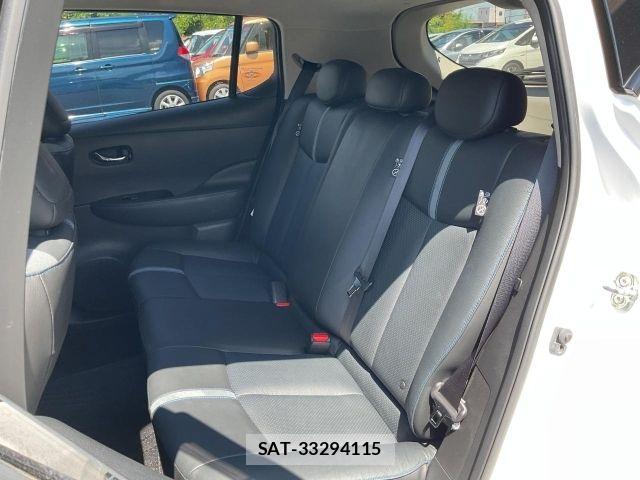 Nissan LEAF 2022-07 8485607-12