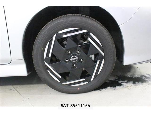 Nissan LEAF 2025-08 8485605-22