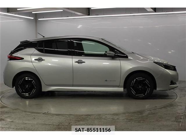 Nissan LEAF 2025-08 8485605-3