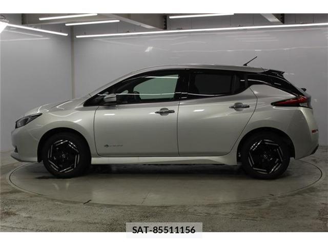 Nissan LEAF 2025-08 8485605-7
