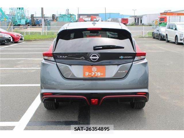 Nissan LEAF 2022-09 8525453-11
