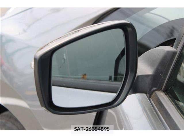 Nissan LEAF 2022-09 8525453-22