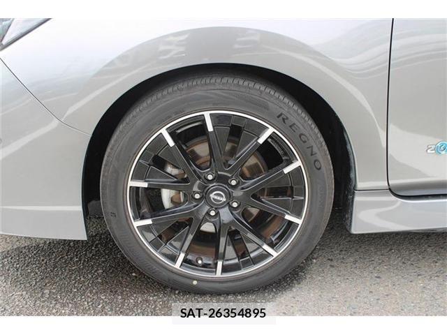 Nissan LEAF 2022-09 8525453-23