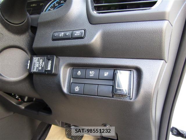 Nissan LEAF 2020-02 8525456-18