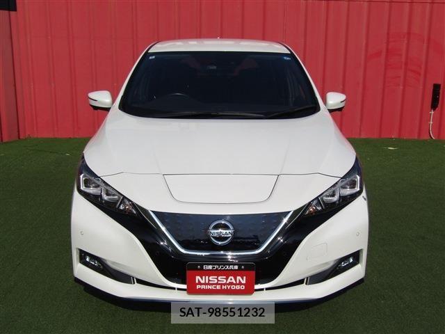 Nissan LEAF 2020-02 8525456-25