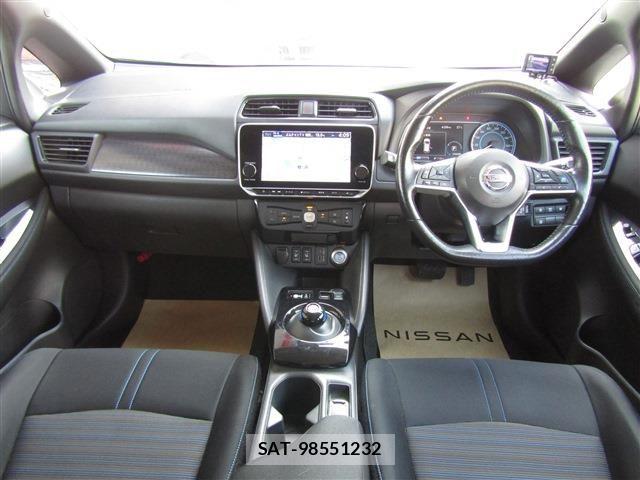 Nissan LEAF 2020-02 8525456-2