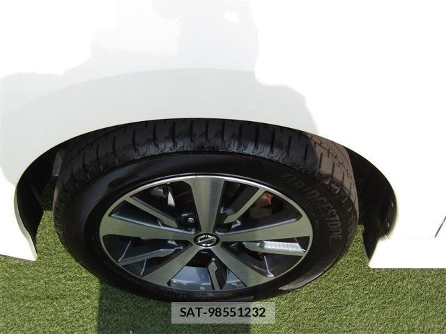 Nissan LEAF 2020-02 8525456-8
