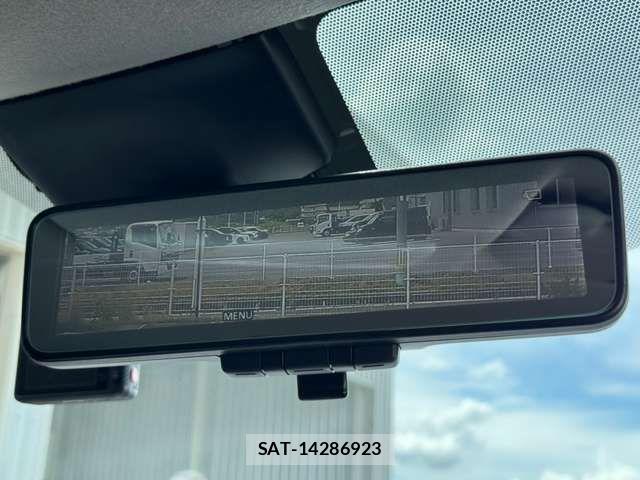 Nissan LEAF 2021-07 8525455-10