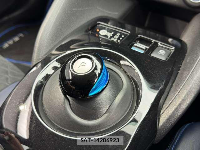 Nissan LEAF 2021-07 8525455-12
