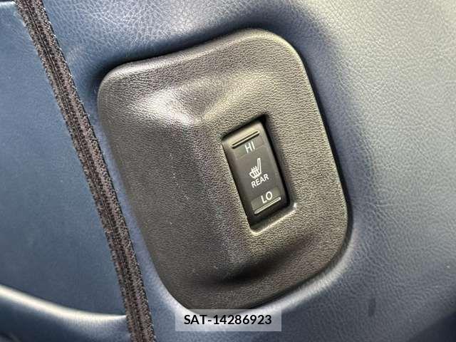 Nissan LEAF 2021-07 8525455-17