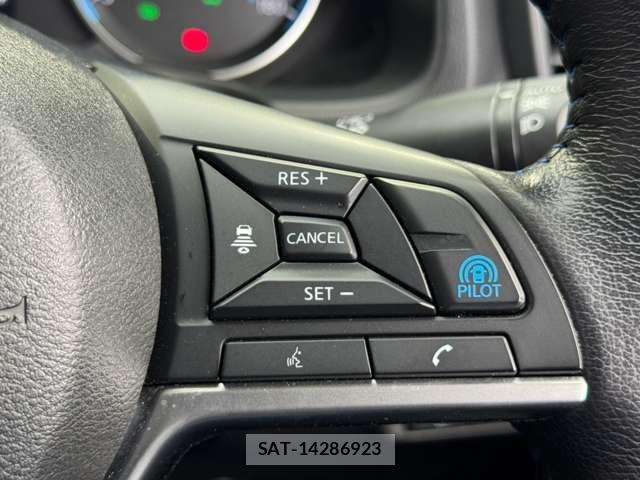 Nissan LEAF 2021-07 8525455-5
